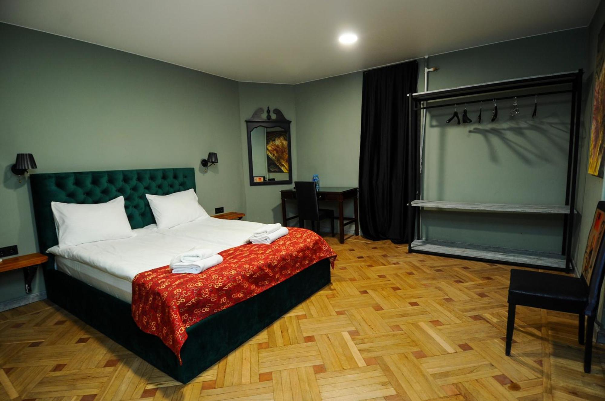 Art Hotel Home Tbilissi Extérieur photo