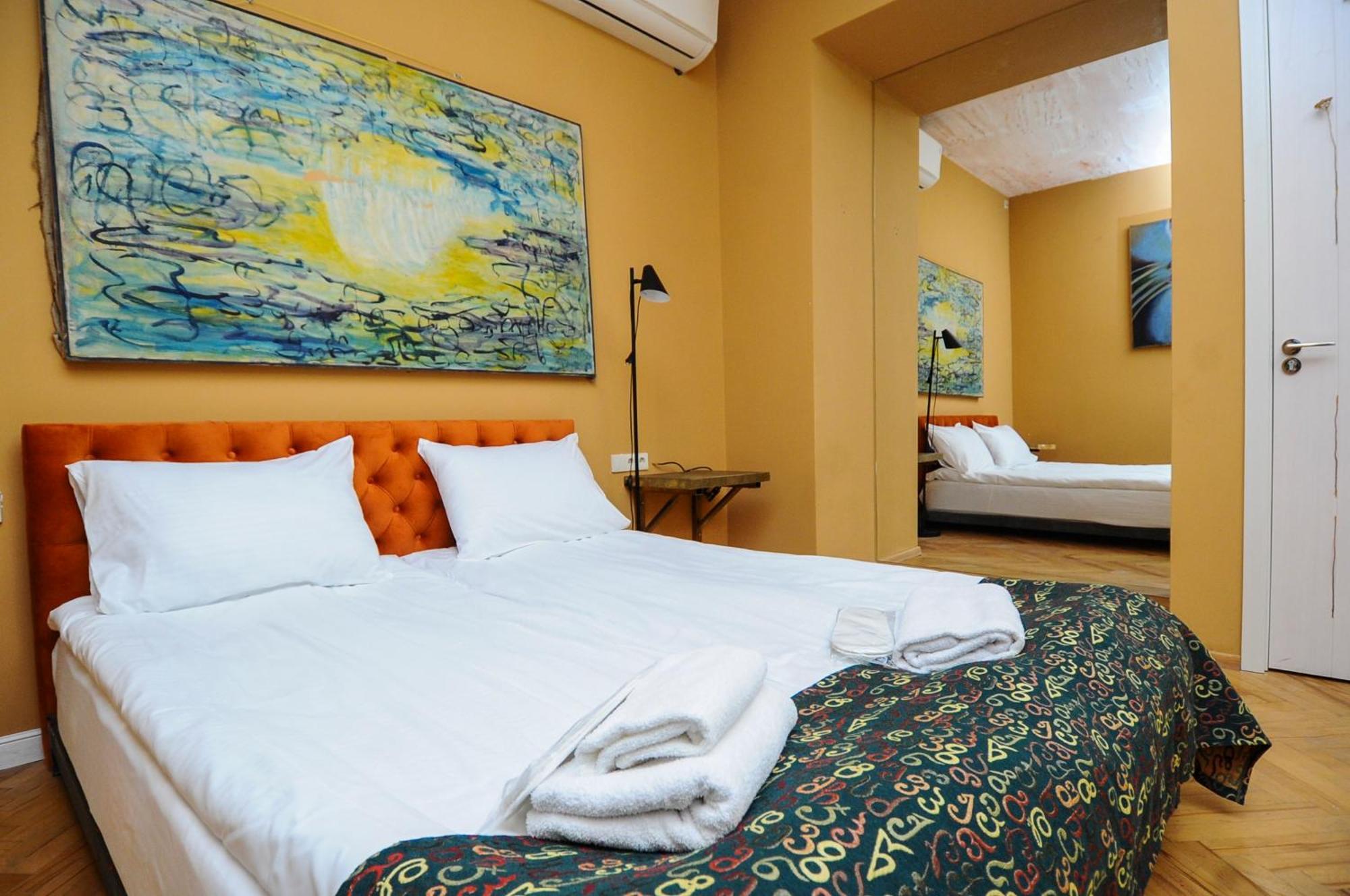 Art Hotel Home Tbilissi Extérieur photo
