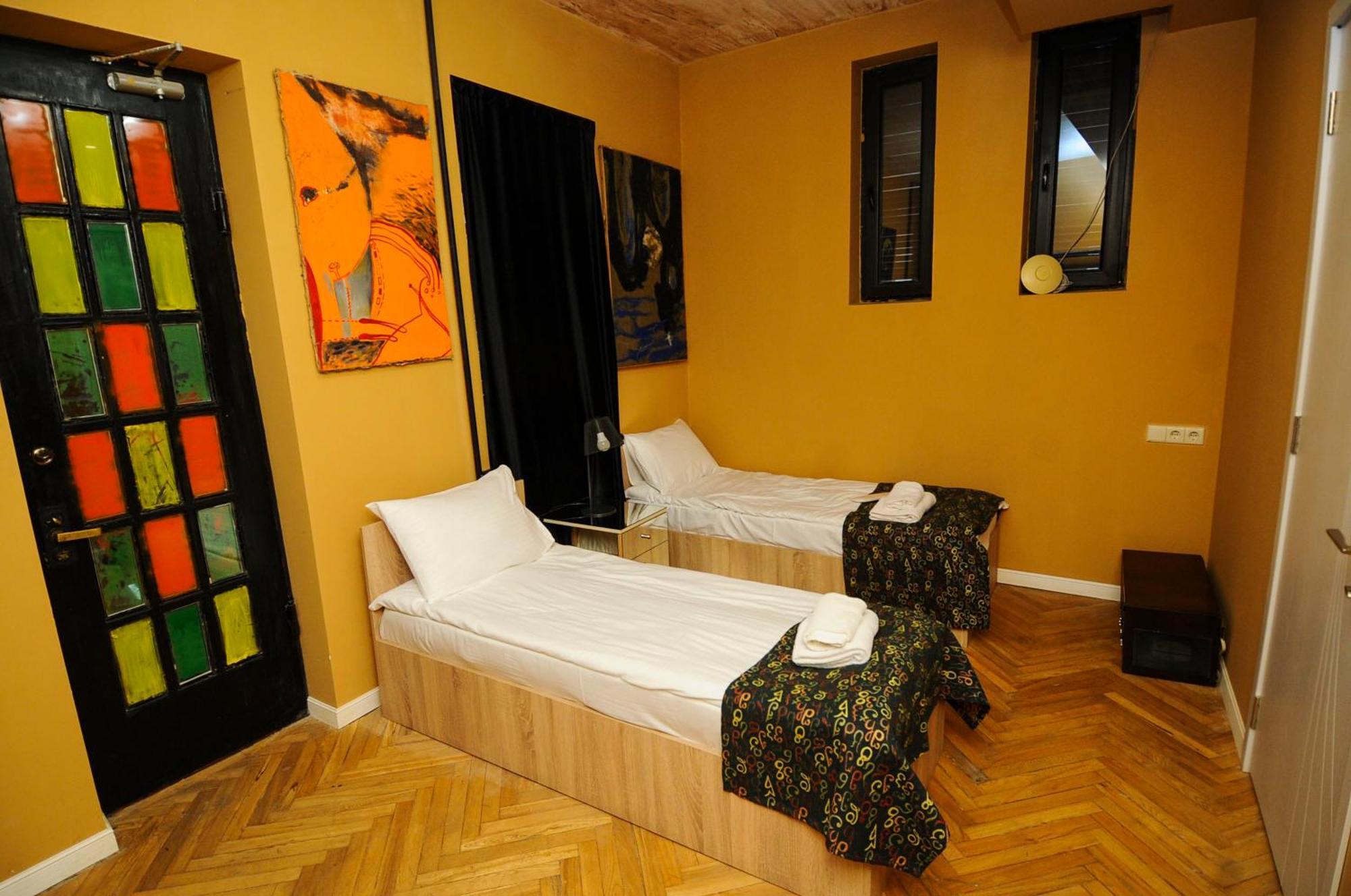 Art Hotel Home Tbilissi Extérieur photo